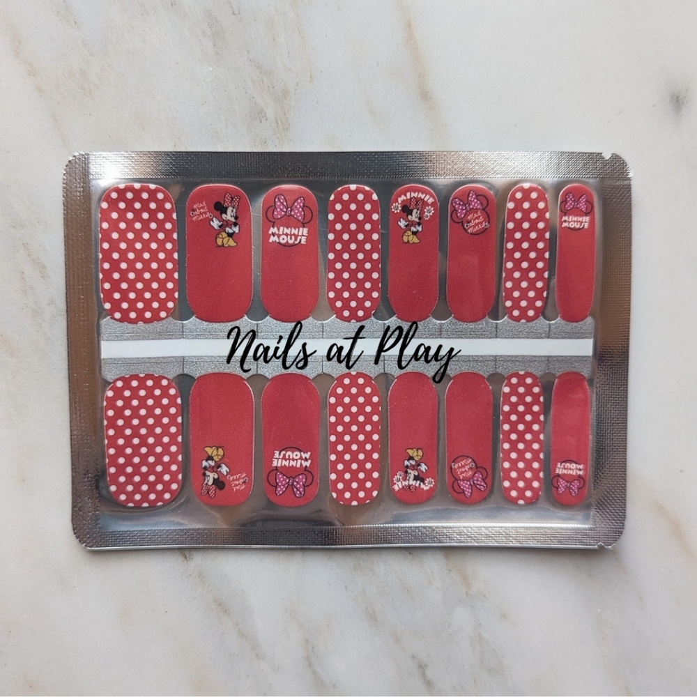 5 for $15 Nail Wraps- Mad about Minnie